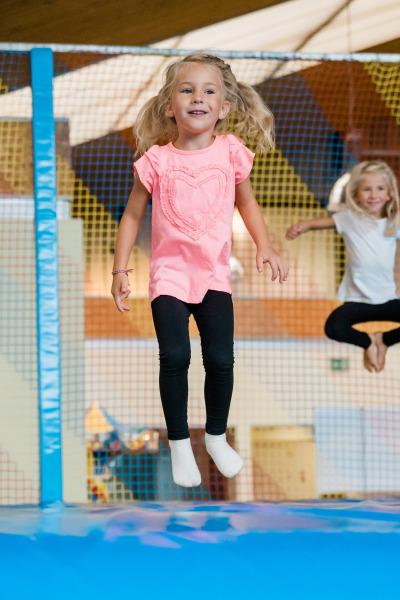 3 Riesen-Trampoline